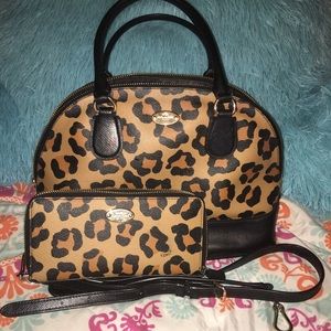 🐆 Coach Leopard Satchel